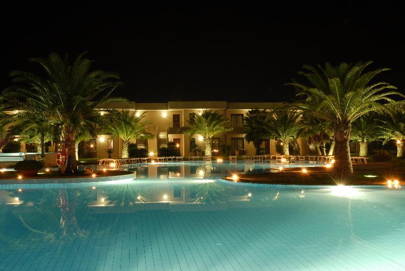 Minerva Resort Hotel Paestum Exterior photo
