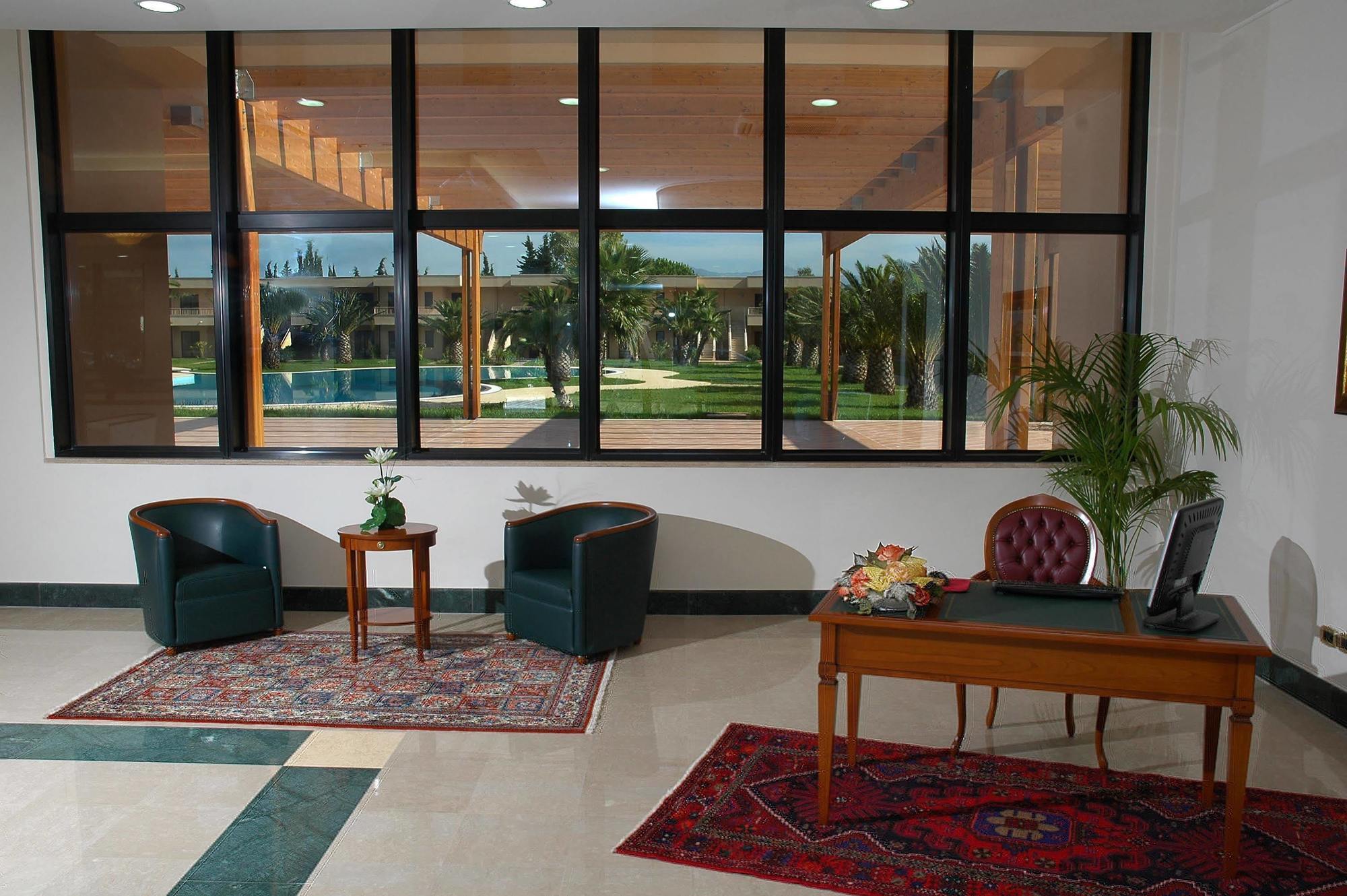 Minerva Resort Hotel Paestum Exterior photo